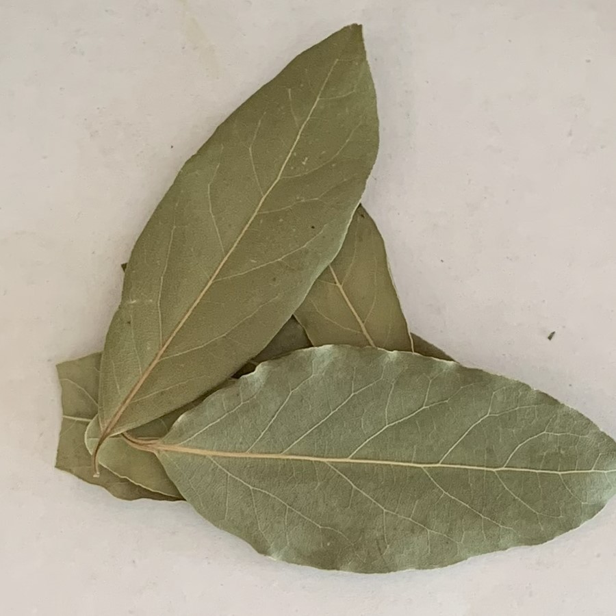 Bay leaves (dried)